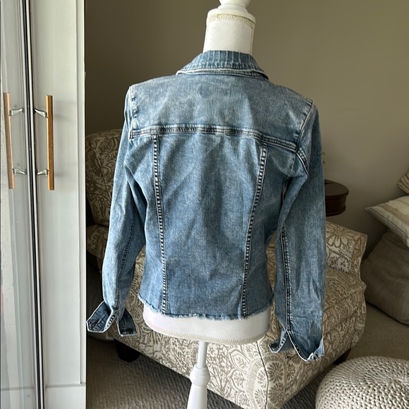 Kut from the Kloth Denim Jacket for Women - Picture 5 of 7